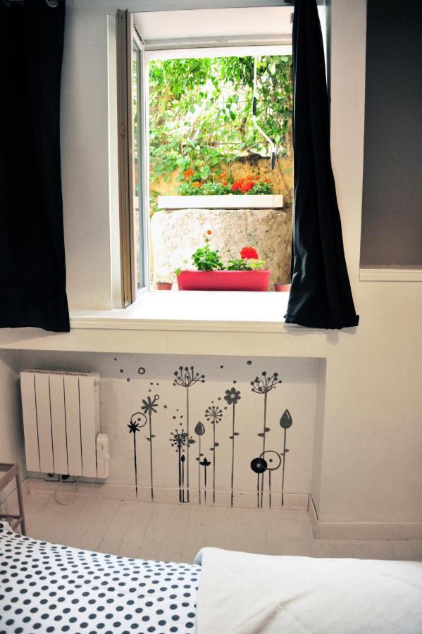 Appartement T2 Sur Place Tranquille Avec Camera Metz Exterior foto